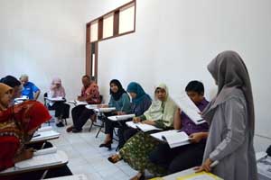 Tingkatkan Kemampuan Berbahasa Inggris, UPT Bahasa Darmajaya Selenggarakan Kursus TOEFL dan Speaking Tingkatkan Kemampuan Berbahasa Inggris, UPT Bahasa Darmajaya Selenggarakan Kursus TOEFL dan Speaking