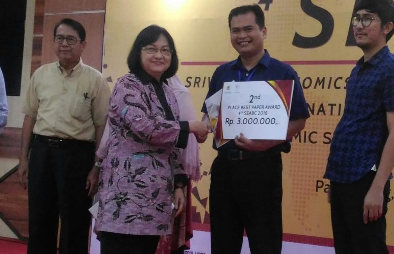 Membanggakan…! Dosen Darmajaya Raih Best Paper Award SEABC 2018 Membanggakan…! Dosen Darmajaya Raih Best Paper Award SEABC 2018