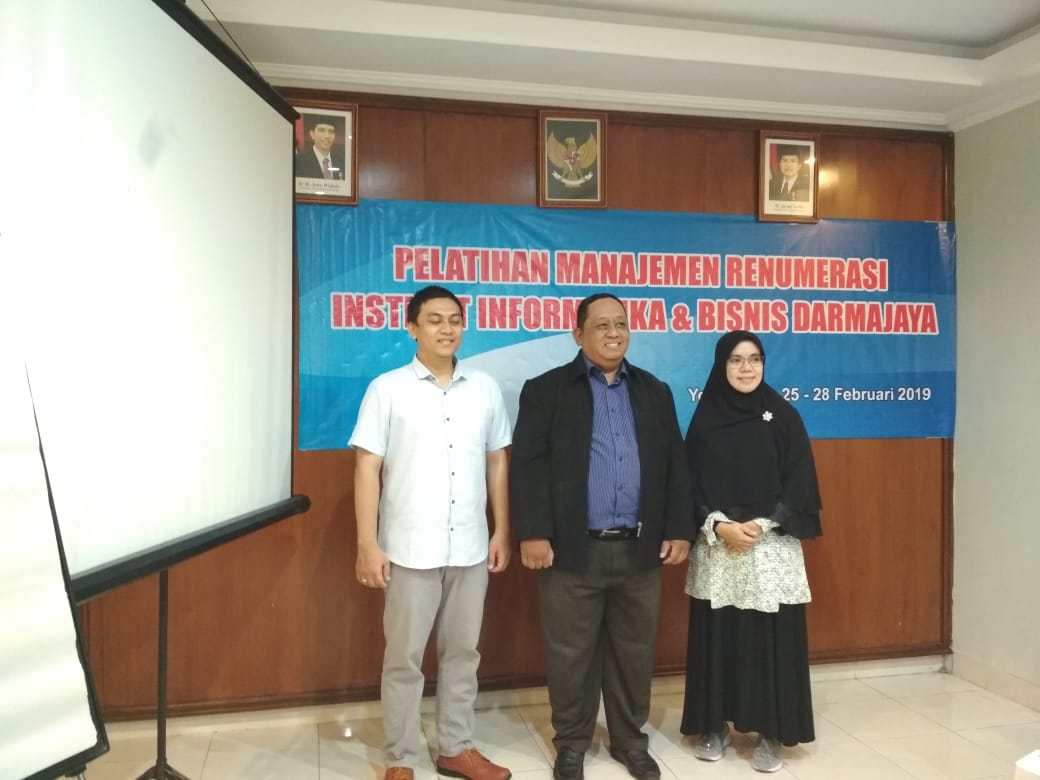 IIB Darmajaya Kirim Dua Karyawan Pelatihan Manajemen Remunerasi Kinerja IIB Darmajaya Kirim Dua Karyawan Pelatihan Manajemen Remunerasi Kinerja