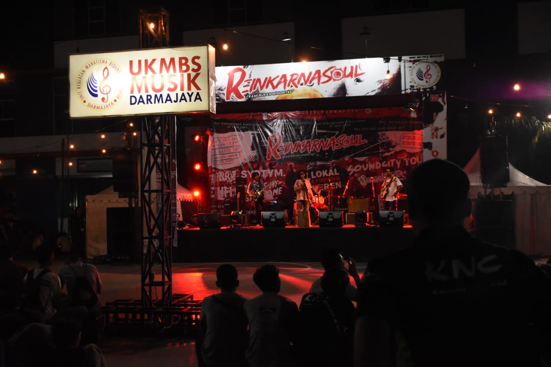 Local Hero Lampung Meriahkan Reinkarnasoul IV UKMBS Musik Darmajaya Local Hero Lampung Meriahkan Reinkarnasoul IV UKMBS Musik Darmajaya