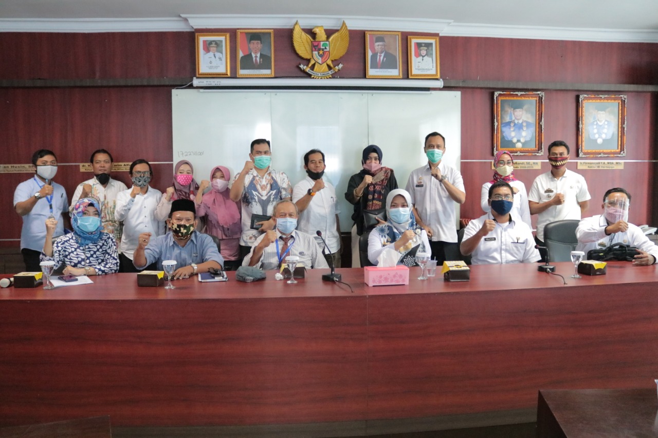 IIB Darmajaya Sumbang Saran Penerapan Smart Village ke Pemprov Lampung IIB Darmajaya Sumbang Saran Penerapan Smart Village ke Pemprov Lampung