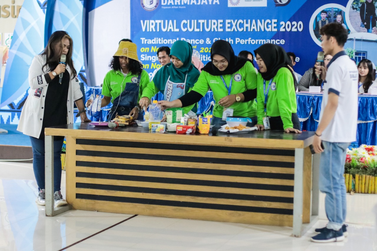 IIB Darmajaya Kenalkan “Geguduh” dalam Virtual Culture Exchange IIB Darmajaya Kenalkan “Geguduh” dalam Virtual Culture Exchange