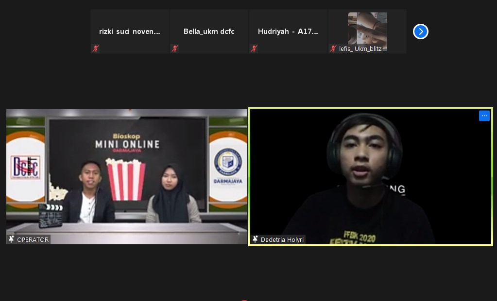 UKM DCFC Darmajaya Gelar Bioskop Mini UKM DCFC Darmajaya Gelar Bioskop Mini