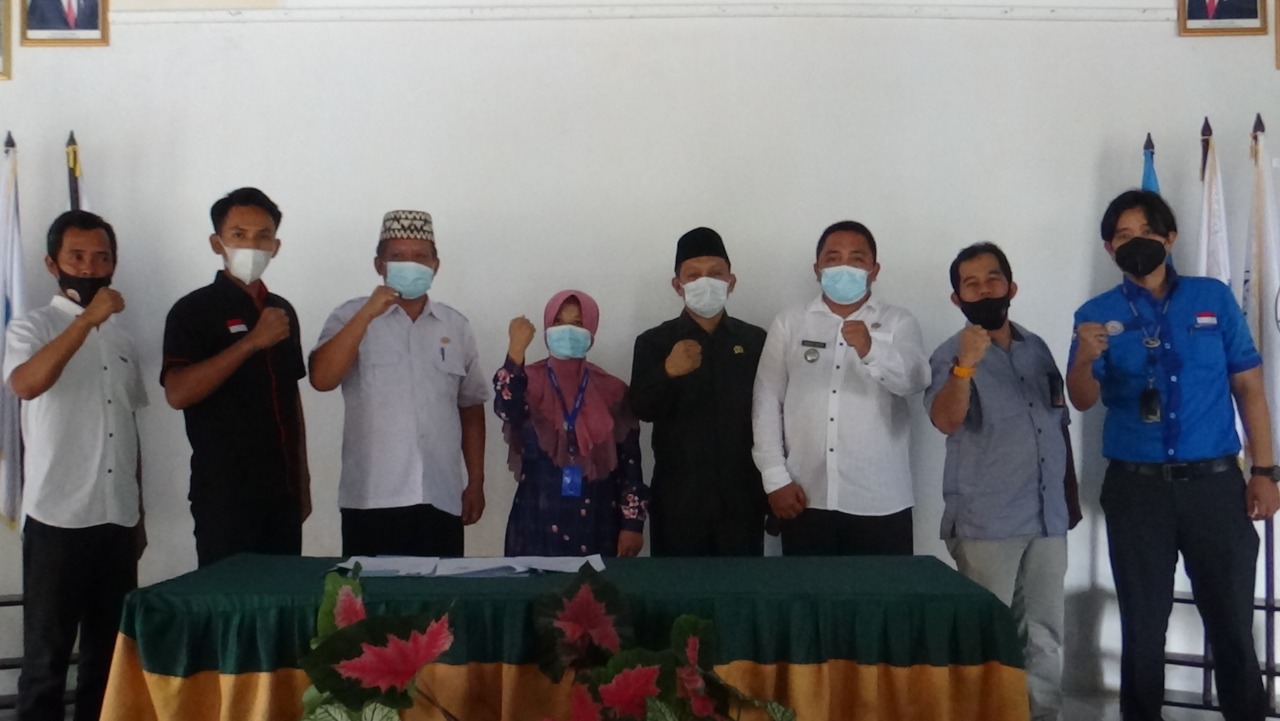 LPPM IIB Darmajaya Hibahkan Komputer Dukung Digitalisasi Desa Binaan Jati Indah Lampung Selatan LPPM IIB Darmajaya Hibahkan Komputer Dukung Digitalisasi Desa Binaan Jati Indah Lampung Selatan