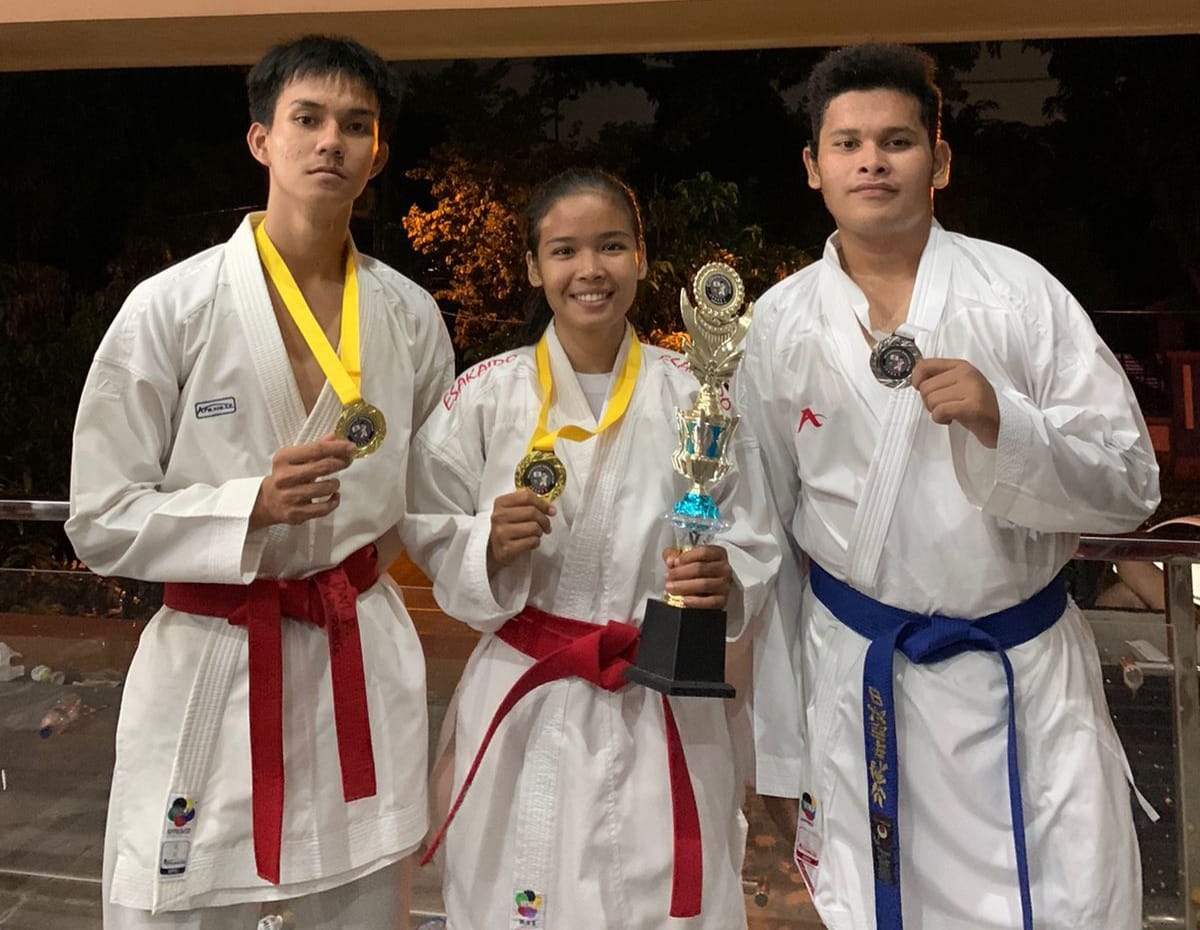 Tiga Mahasiswa Kampus Biru ini Juara Kejuaraan Karate Open di Sumatra Selatan Tiga Mahasiswa Kampus Biru ini Juara Kejuaraan Karate Open di Sumatra Selatan