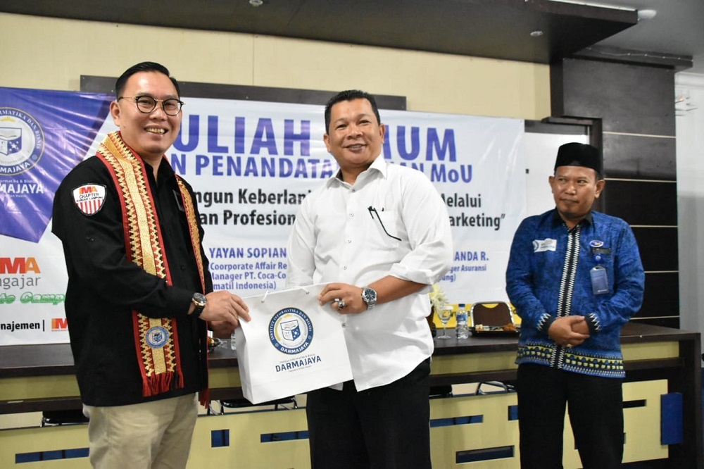Kuliah Umum IIB Darmajaya, Presiden IMA: Kebutuhan Dunia Industri dan PT Tak Selalu Linier Kuliah Umum IIB Darmajaya, Presiden IMA: Kebutuhan Dunia Industri dan PT Tak Selalu Linier