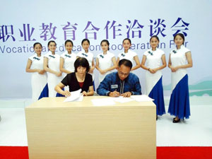 Kesempatan Emas, Raih Beasiswa Penuh di Univeristas Ternama di China Kesempatan Emas, Raih Beasiswa Penuh di Univeristas Ternama di China