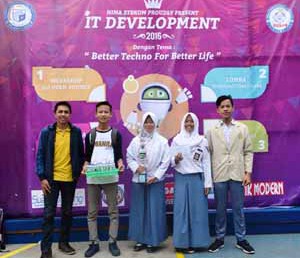 Lampu Air Laut SMA YP Unila Raih Juara Lomba Teknologi Tepat Guna Darmajaya
