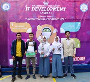Lampu Air Laut SMA YP Unila Raih Juara Lomba Teknologi Tepat Guna Darmajaya Lampu Air Laut SMA YP Unila Raih Juara Lomba Teknologi Tepat Guna Darmajaya