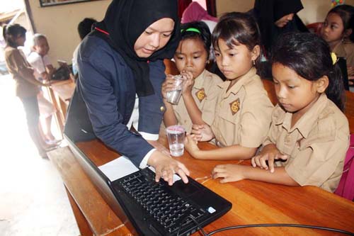 Peduli Sesama, UKM KSR Darmajaya Gelar Baksos Peduli Sesama, UKM KSR Darmajaya Gelar Baksos