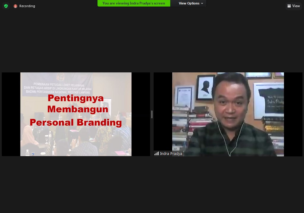 IIB Darmajaya–PT Tunas Dwipa Matra Gelar Webinar Sharing Tips & Trik Self Branding IIB Darmajaya–PT Tunas Dwipa Matra Gelar Webinar Sharing Tips & Trik Self Branding
