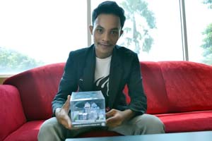 MENDULANG UNTUNG DARI BISNIS KERAJINAN TANGAN MENDULANG UNTUNG DARI BISNIS KERAJINAN TANGAN