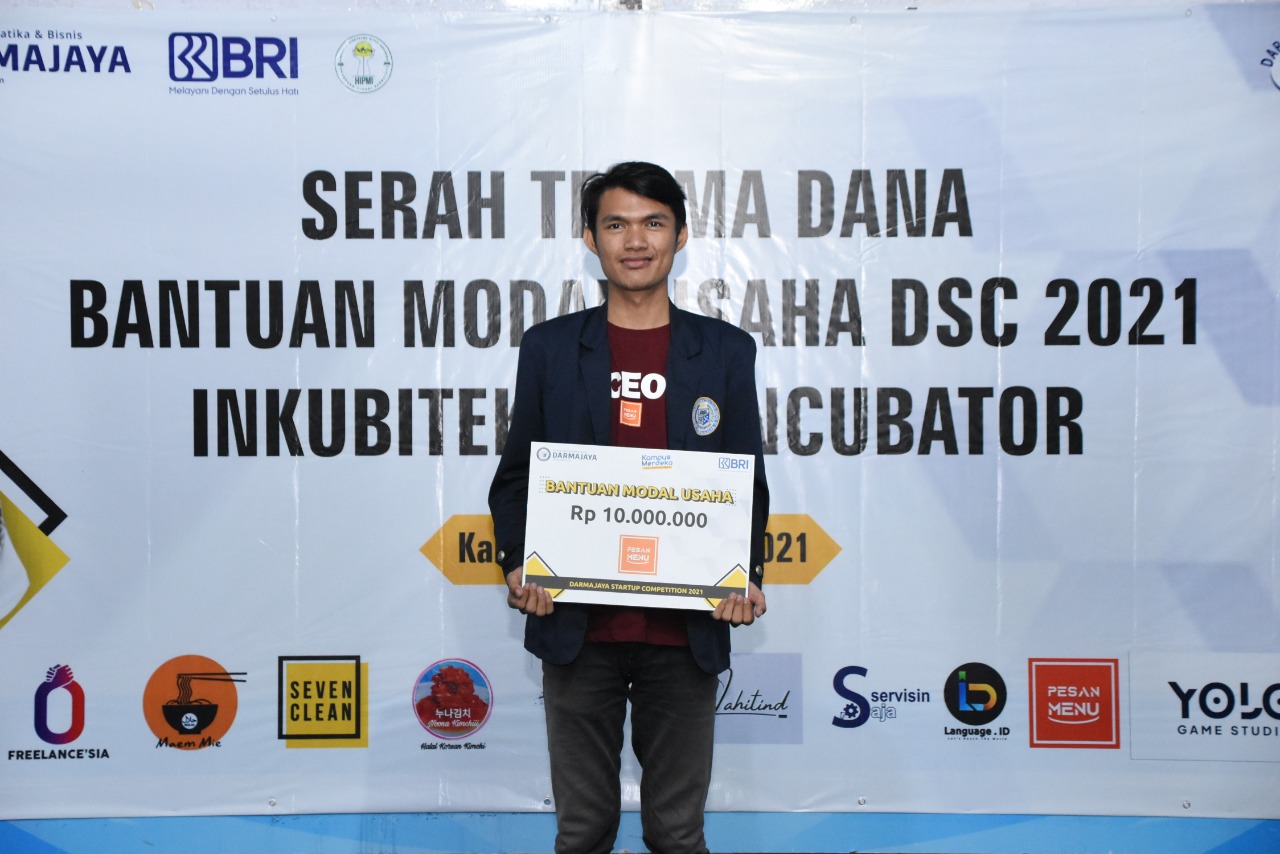 Pertama Kali Ikut, “Pesan Menu” Milik Mahasiswa Prodi Bisnis Digital ini Menangi DSC 2021 Pertama Kali Ikut, “Pesan Menu” Milik Mahasiswa Prodi Bisnis Digital ini Menangi DSC 2021