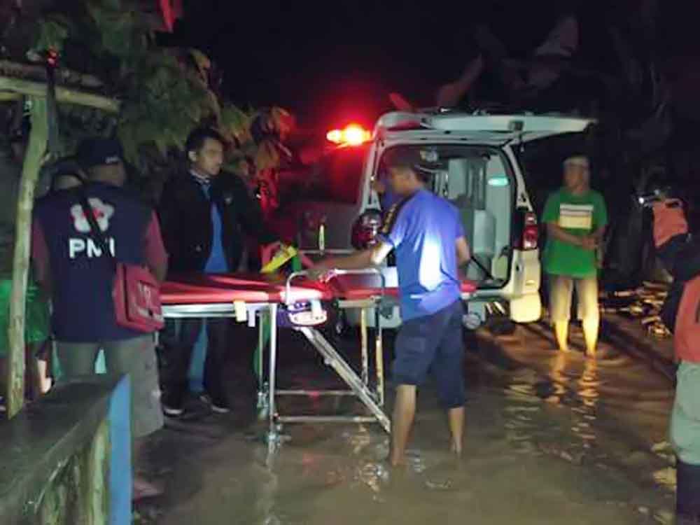 Peduli Korban Banjir Lampung, KSR Darmajaya Buka Dapur Umum di Pringsewu Peduli Korban Banjir Lampung, KSR Darmajaya Buka Dapur Umum di Pringsewu