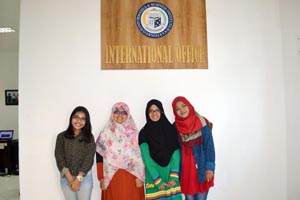Mahasiswi UteM Malaysia Kuliah di IBI Darmajaya Mahasiswi UteM Malaysia Kuliah di IBI Darmajaya
