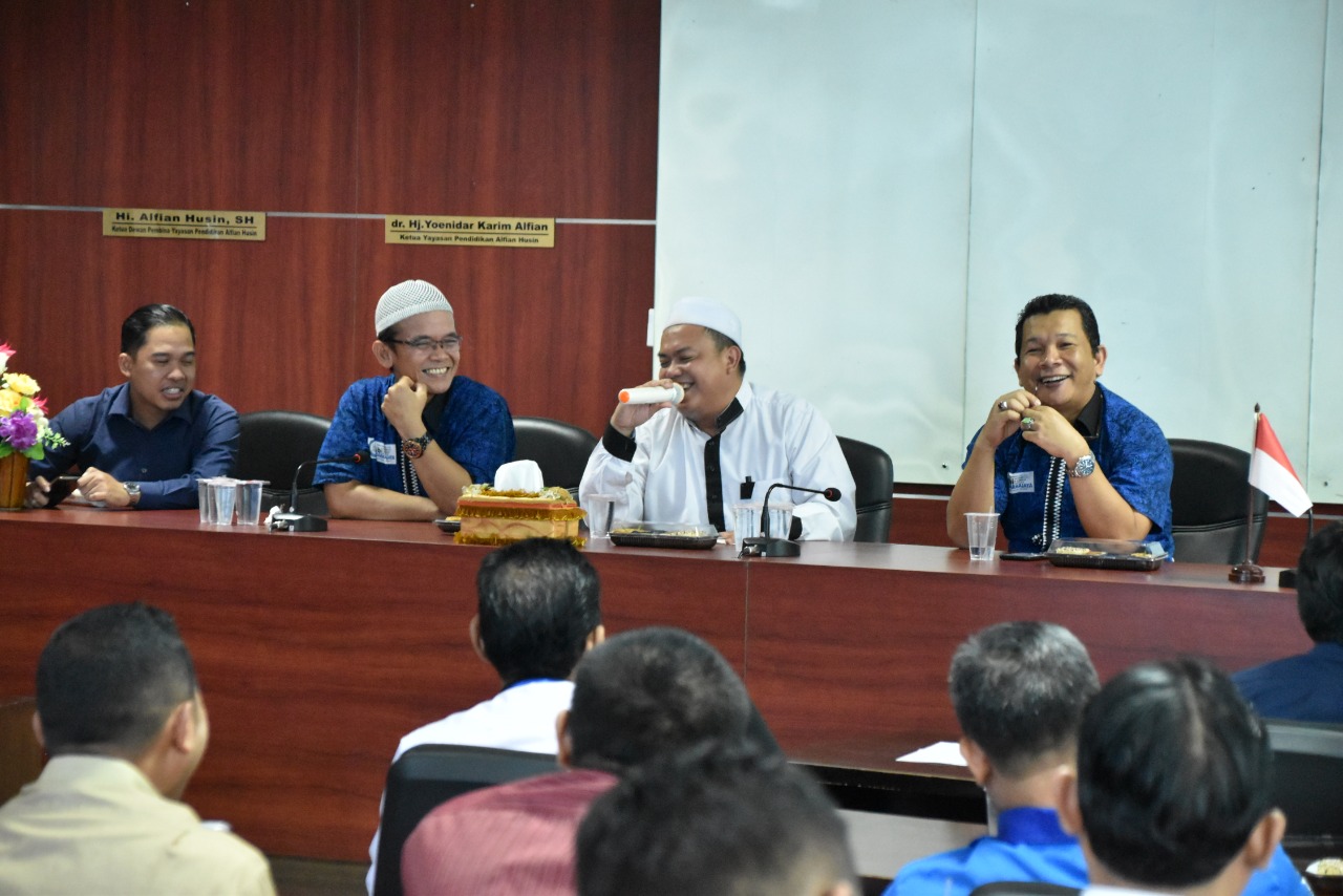 Rektor IIB Darmajaya Ingin Mahasiswa Miliki International Experience Rektor IIB Darmajaya Ingin Mahasiswa Miliki International Experience