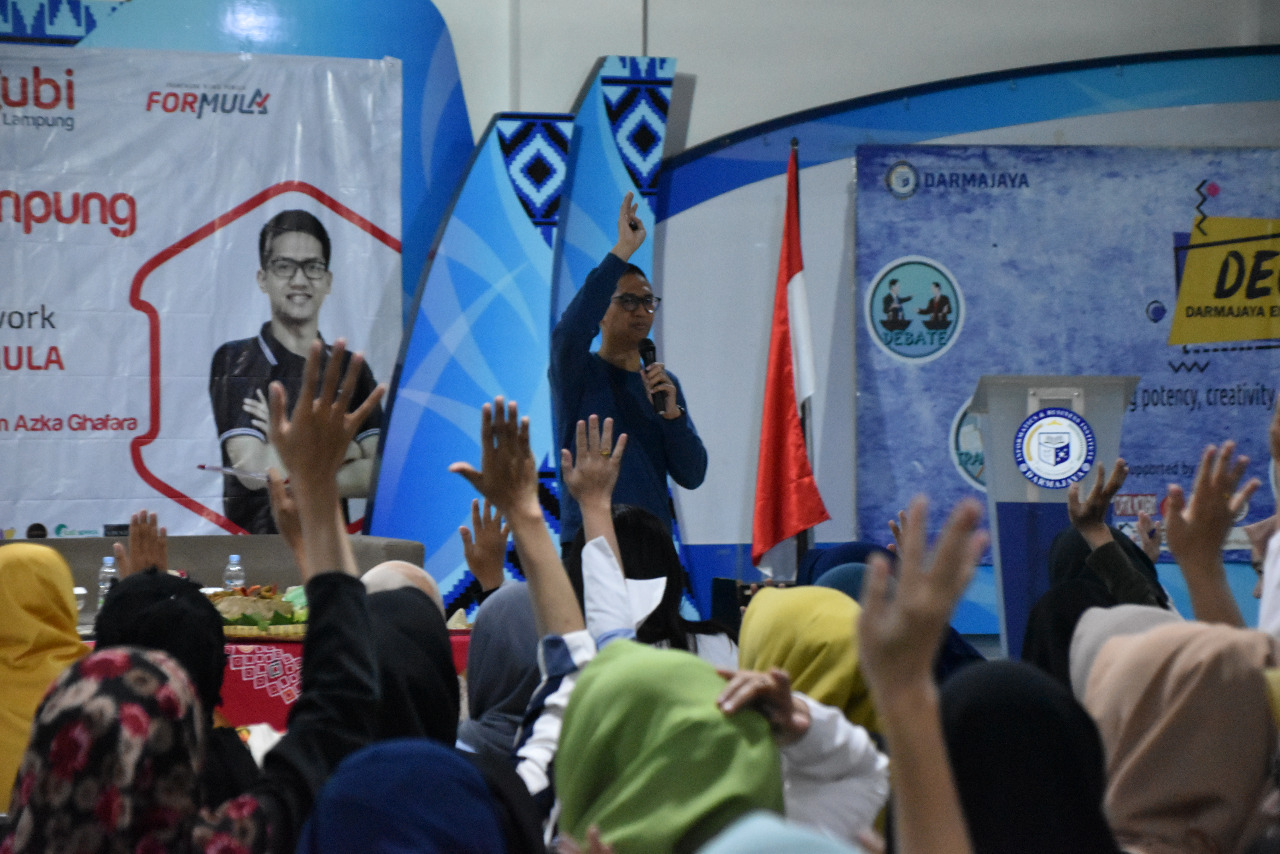 IIB Darmajaya-Yubi Lampung Kenalkan Framework Bisnis Pemula IIB Darmajaya-Yubi Lampung Kenalkan Framework Bisnis Pemula