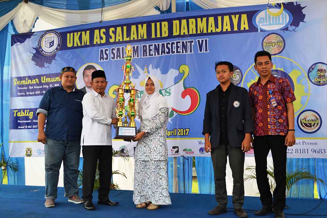 MA Diniyah Putri Pesawaran Juara Umum Annas VI UKM As Salam Darmajaya MA Diniyah Putri Pesawaran Juara Umum Annas VI UKM As Salam Darmajaya