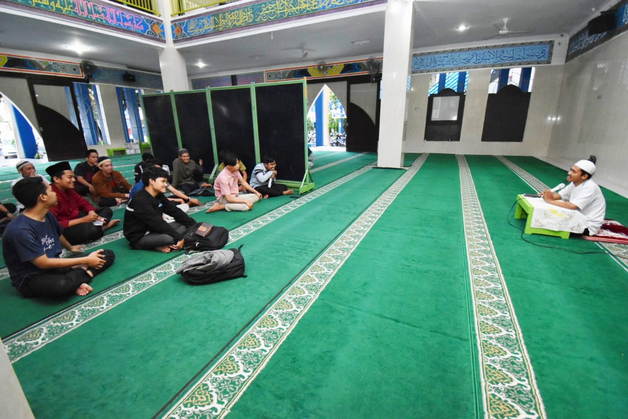 UKM As Salam Darmajaya Gelar Kajian Ramadan dalam Penguatan Ruhiyah UKM As Salam Darmajaya Gelar Kajian Ramadan dalam Penguatan Ruhiyah