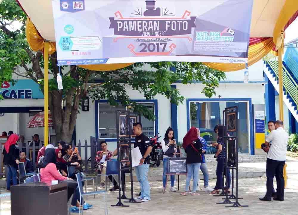 View Finder UKM DCFC Pamerkan 36 Karya Foto Monocrome View Finder UKM DCFC Pamerkan 36 Karya Foto Monocrome