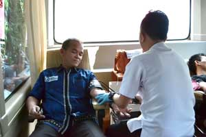 Tingkatkan Kepedulian, KSR Darmajaya Gelar Aksi Donor Darah Tingkatkan Kepedulian, KSR Darmajaya Gelar Aksi Donor Darah