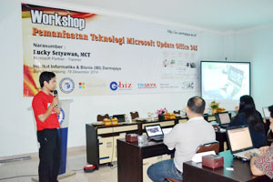 MAHASISWA DAN DOSEN DARMAJAYA IKUTI WORKSHOP Ms. 365 FOR EDUCATION MAHASISWA DAN DOSEN DARMAJAYA IKUTI WORKSHOP Ms. 365 FOR EDUCATION