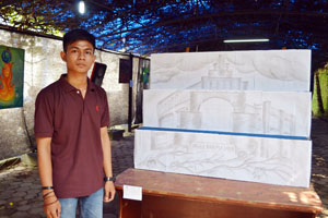 Lukisan Dari Abu Rokok, Ramaikan Fun Art Darmajaya 2015 Lukisan Dari Abu Rokok, Ramaikan Fun Art Darmajaya 2015
