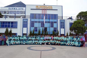 Pelajar SMA 2 Tumijajar, Kagumi Program Internasional di Darmajaya Pelajar SMA 2 Tumijajar, Kagumi Program Internasional di Darmajaya