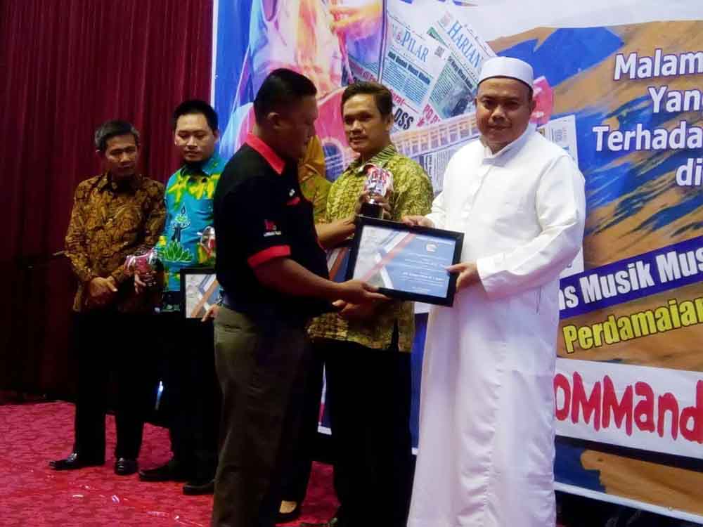 IIB Darmajaya Raih Penghargaan Perguruan Tinggi Terbaik dalam Peningkatan SDM di Lampung IIB Darmajaya Raih Penghargaan Perguruan Tinggi Terbaik dalam Peningkatan SDM di Lampung