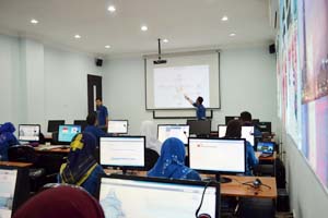IBI Darmajaya Terapkan Sistem Informasi Skripsi Dan Tugas Akhir Berbasis Online