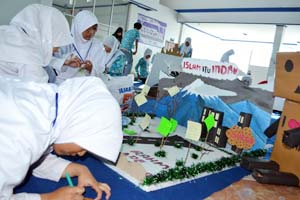 RATUSAN PELAJAR RAMAIKAN AS SALAM RENASCENT III DARMAJAYA RATUSAN PELAJAR RAMAIKAN AS SALAM RENASCENT III DARMAJAYA