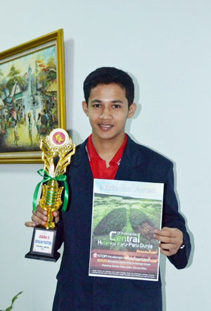LIMA MAHASISWA IBI DARMAJAYA UKIR PRESTASI DI PEKSIMIDA LIMA MAHASISWA IBI DARMAJAYA UKIR PRESTASI DI PEKSIMIDA