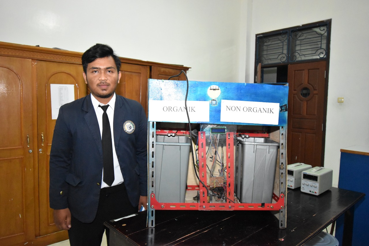 Mahasiswa Sistem Komputer IIB Darmajaya Ciptakan Kotak Sampah Pintar Mahasiswa Sistem Komputer IIB Darmajaya Ciptakan Kotak Sampah Pintar