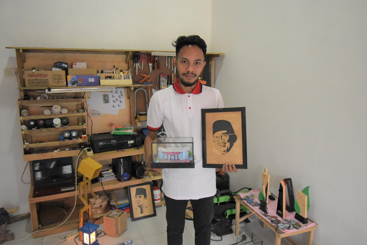 Usaha Maket dan Miniatur, Alumni IIB Darmajaya Ini Beromset Belasan Juta Usaha Maket dan Miniatur, Alumni IIB Darmajaya Ini Beromset Belasan Juta