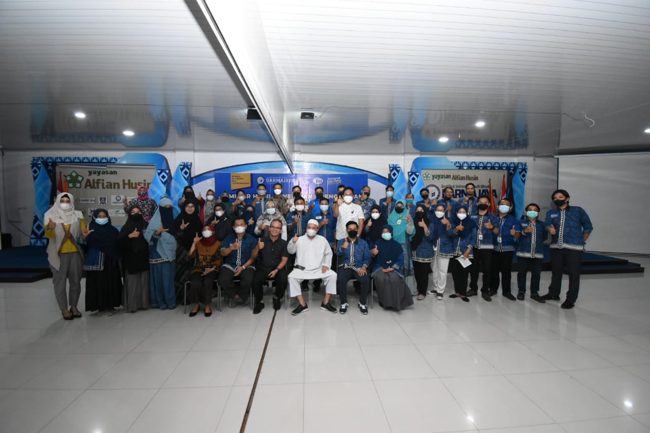 Seminar Hasil Penelitian dan Pengabdian Masyarakat Hibah Institusi tahun 2021, Rektor Harap dapat Terus Meningkat Seminar Hasil Penelitian dan Pengabdian Masyarakat Hibah Institusi tahun 2021, Rektor Harap dapat Terus Meningkat