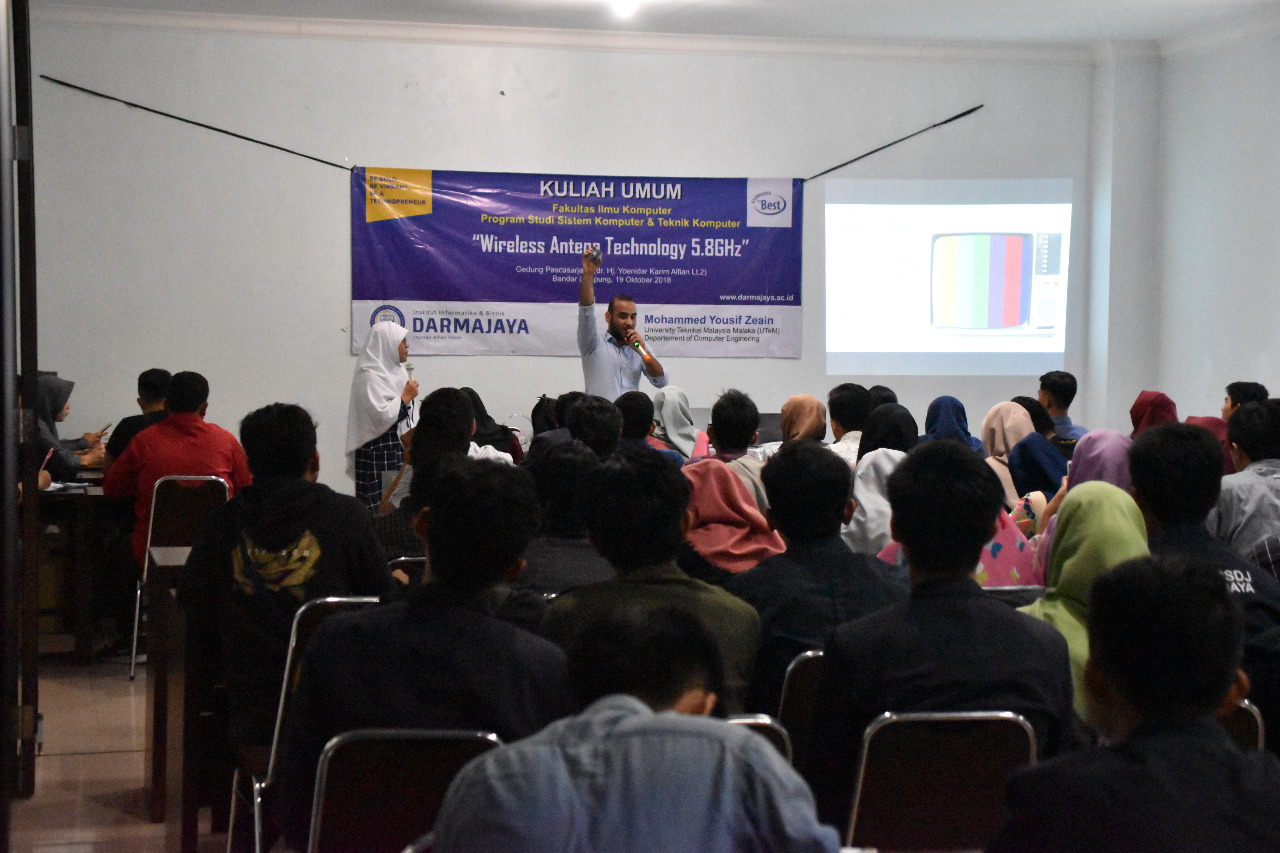 Kuliah Umum di IIB Darmajaya, ini Kata Pembicara asal Irak Kuliah Umum di IIB Darmajaya, ini Kata Pembicara asal Irak