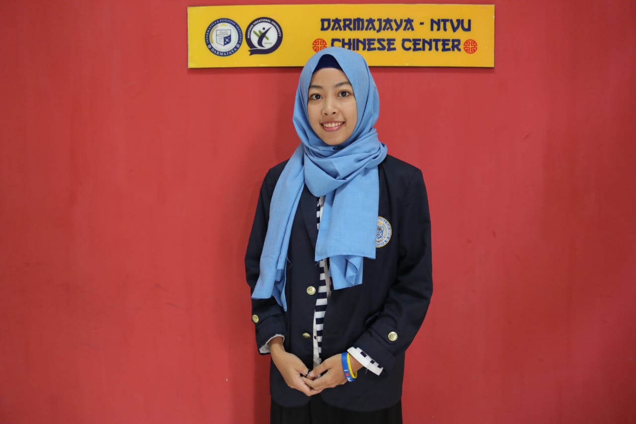 Sisihkan Puluhan Peserta, Mahasiswi IBI Darmajaya Ikuti Ekspedisi Pesisir di Bangka Barat Sisihkan Puluhan Peserta, Mahasiswi IBI Darmajaya Ikuti Ekspedisi Pesisir di Bangka Barat