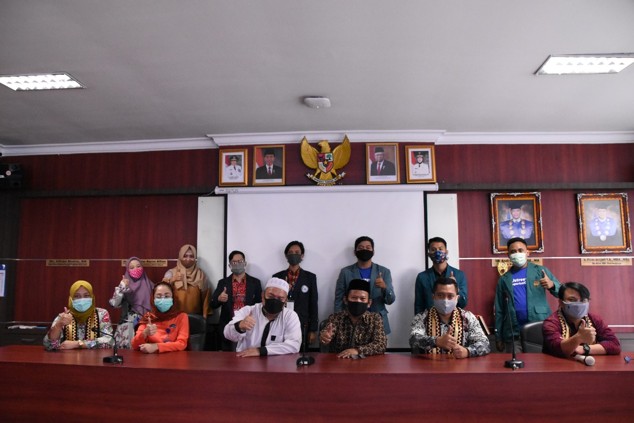 Tim Monev ASMI 2020 Nilai Startup IIB Darmajaya Lampung Sangat Baik Tim Monev ASMI 2020 Nilai Startup IIB Darmajaya Lampung Sangat Baik
