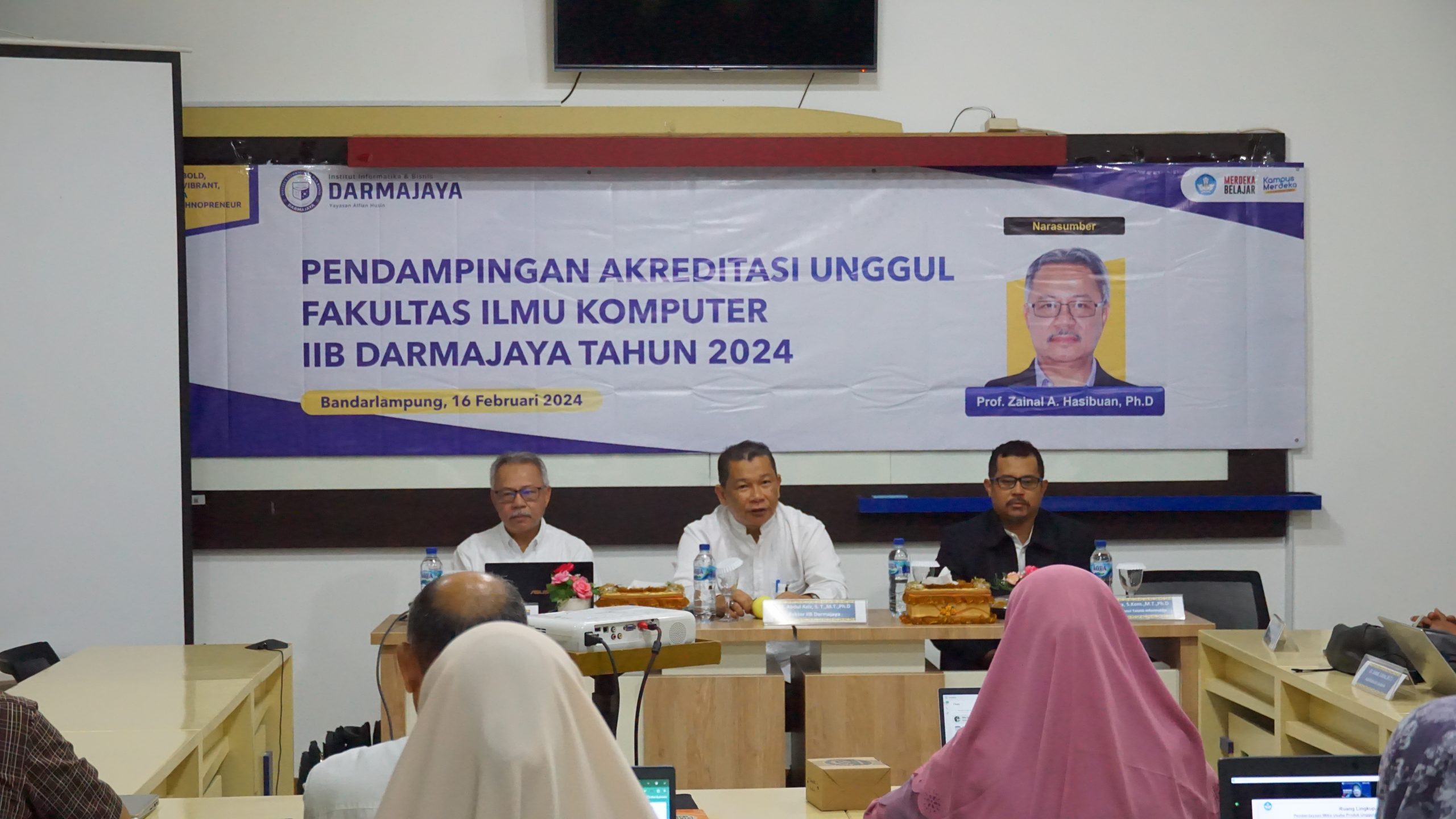 Targetkan Unggul, Fakultas Ilmu Komputer Darmajaya Hadirkan Prof. Zainal A Hasibuan Targetkan Unggul, Fakultas Ilmu Komputer Darmajaya Hadirkan Prof. Zainal A Hasibuan