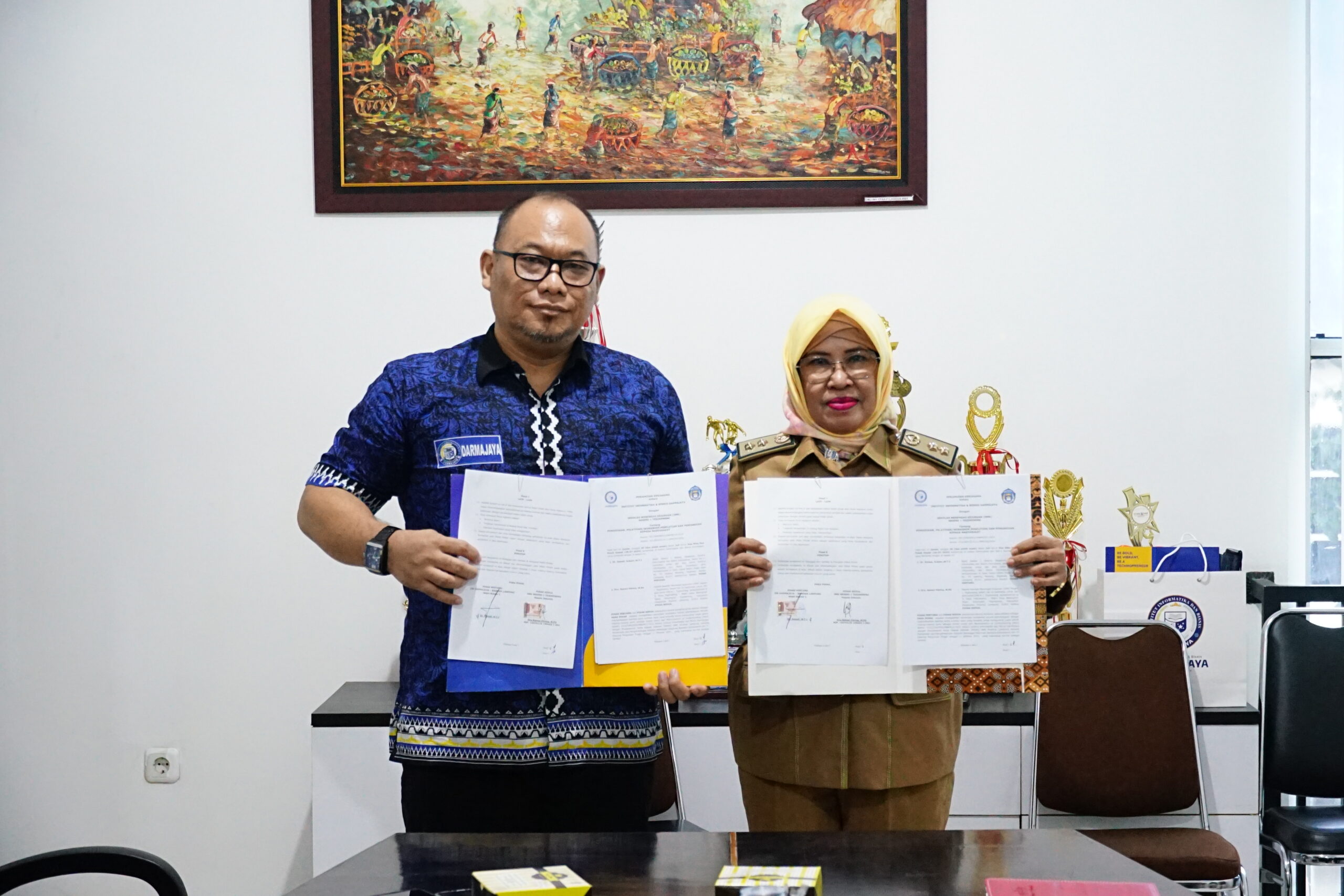SMKN 1 Tegineneng Teken MoU dengan IIB Darmajaya untuk Peningkatan Kompetensi Siswa dan Guru SMKN 1 Tegineneng Teken MoU dengan IIB Darmajaya untuk Peningkatan Kompetensi Siswa dan Guru