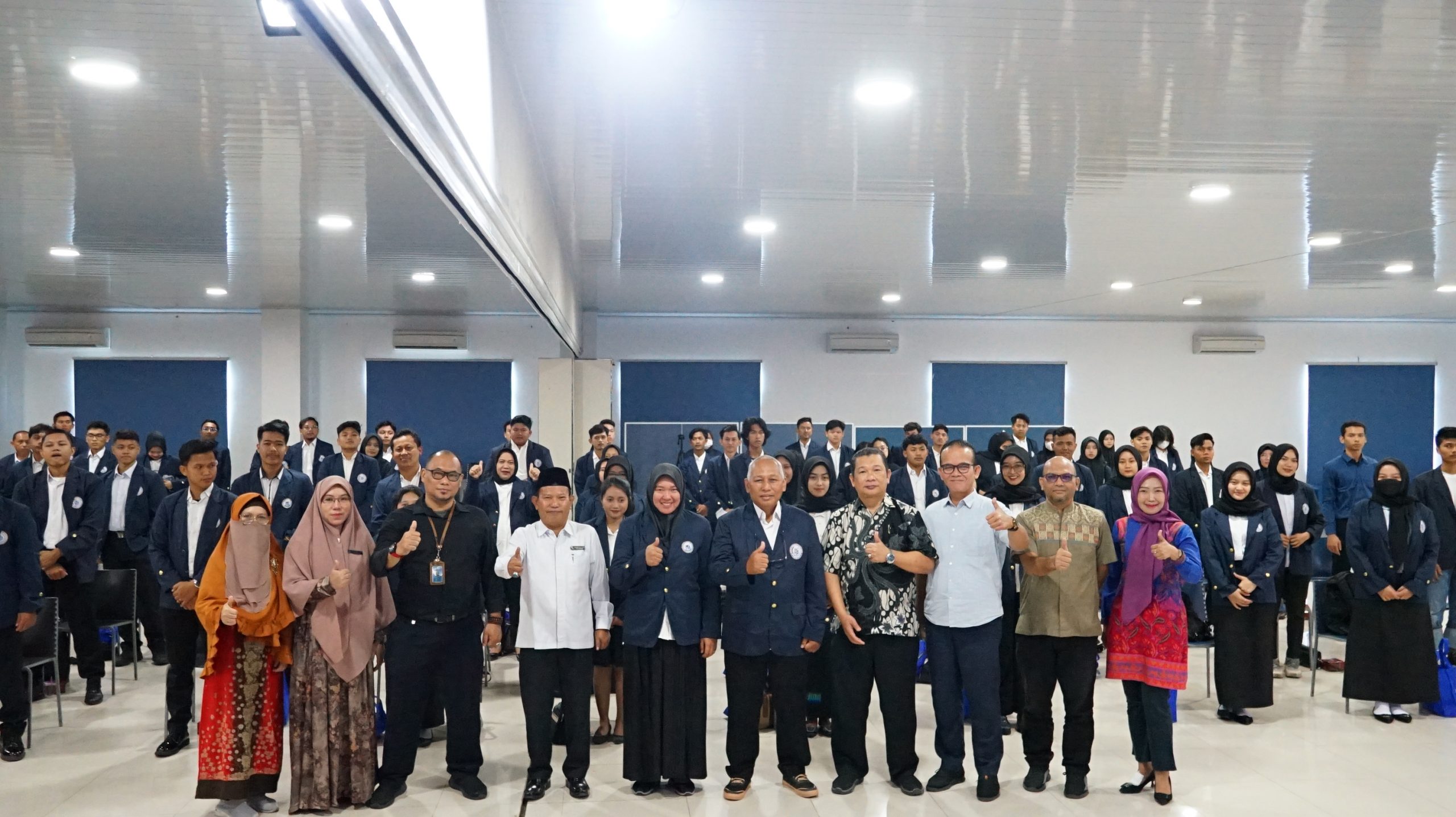 Ratusan Mahasiswa Baru Jalur Karyawan dan Program RPL Ikuti PKKMB 2023 Ratusan Mahasiswa Baru Jalur Karyawan dan Program RPL Ikuti PKKMB 2023