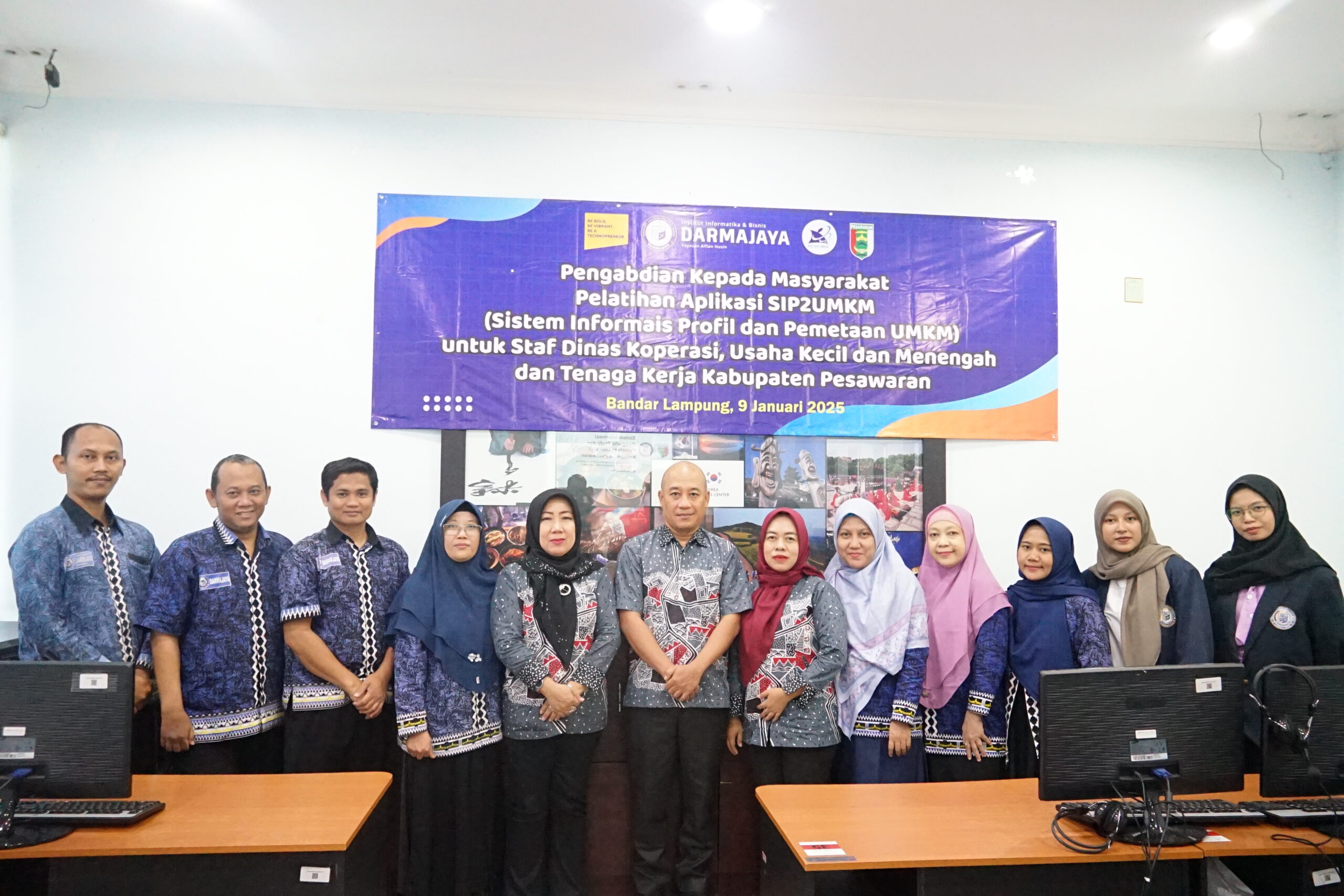 Membawa UMKM Pesawaran ke Era Digital: Pelatihan SIP2UMKM oleh Dosen IIB Darmajaya Membawa UMKM Pesawaran ke Era Digital: Pelatihan SIP2UMKM oleh Dosen IIB Darmajaya