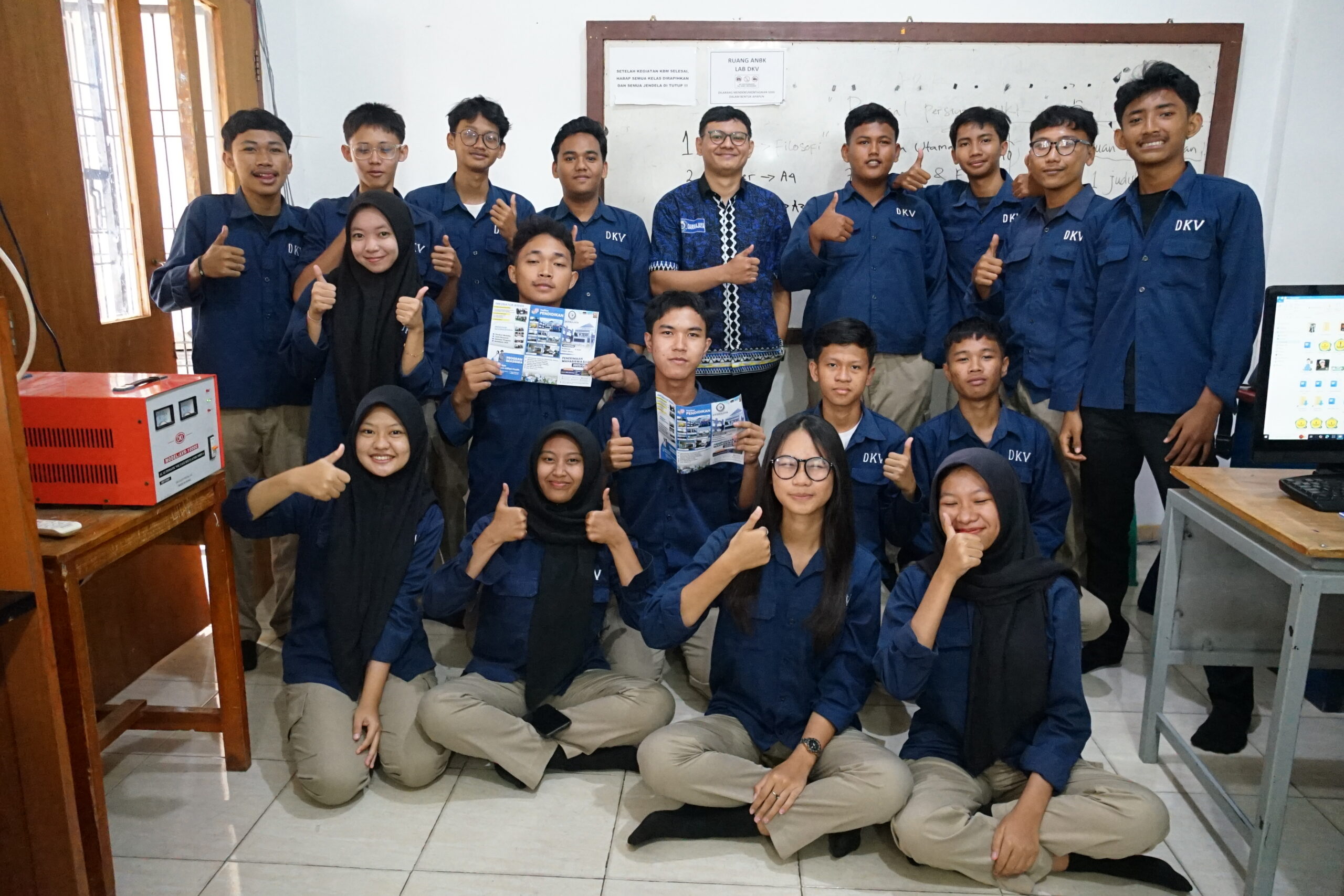 Kolaborasi IIB Darmajaya dan SMKN 1 Bandar Lampung: Inspirasi untuk Siswa Kolaborasi IIB Darmajaya dan SMKN 1 Bandar Lampung: Inspirasi untuk Siswa