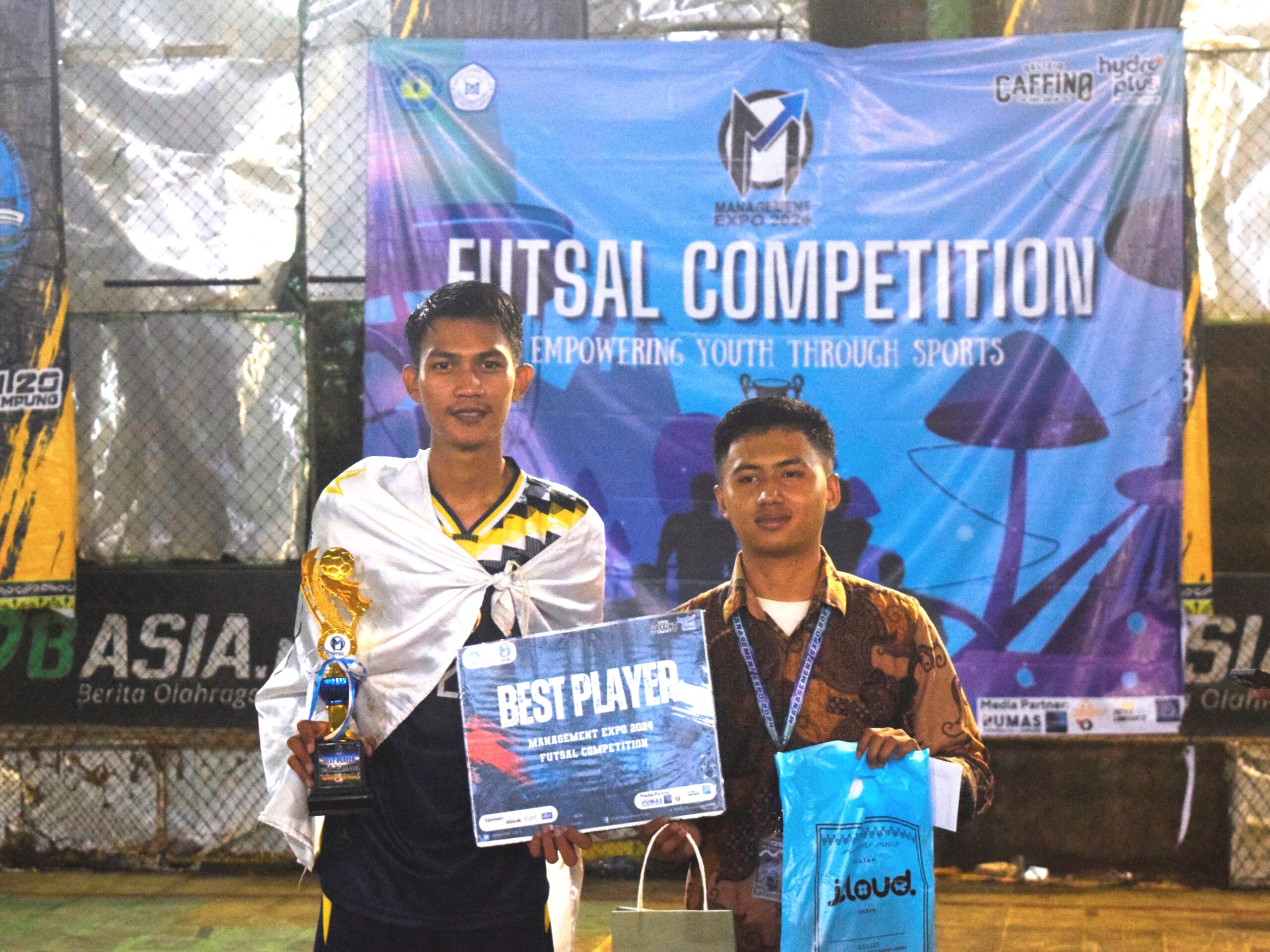 Tim Futsal Darmajaya Raih Juara 1 Management Expo Unila 2024 dan Sabet Dua Gelar Individu Tim Futsal Darmajaya Raih Juara 1 Management Expo Unila 2024 dan Sabet Dua Gelar Individu