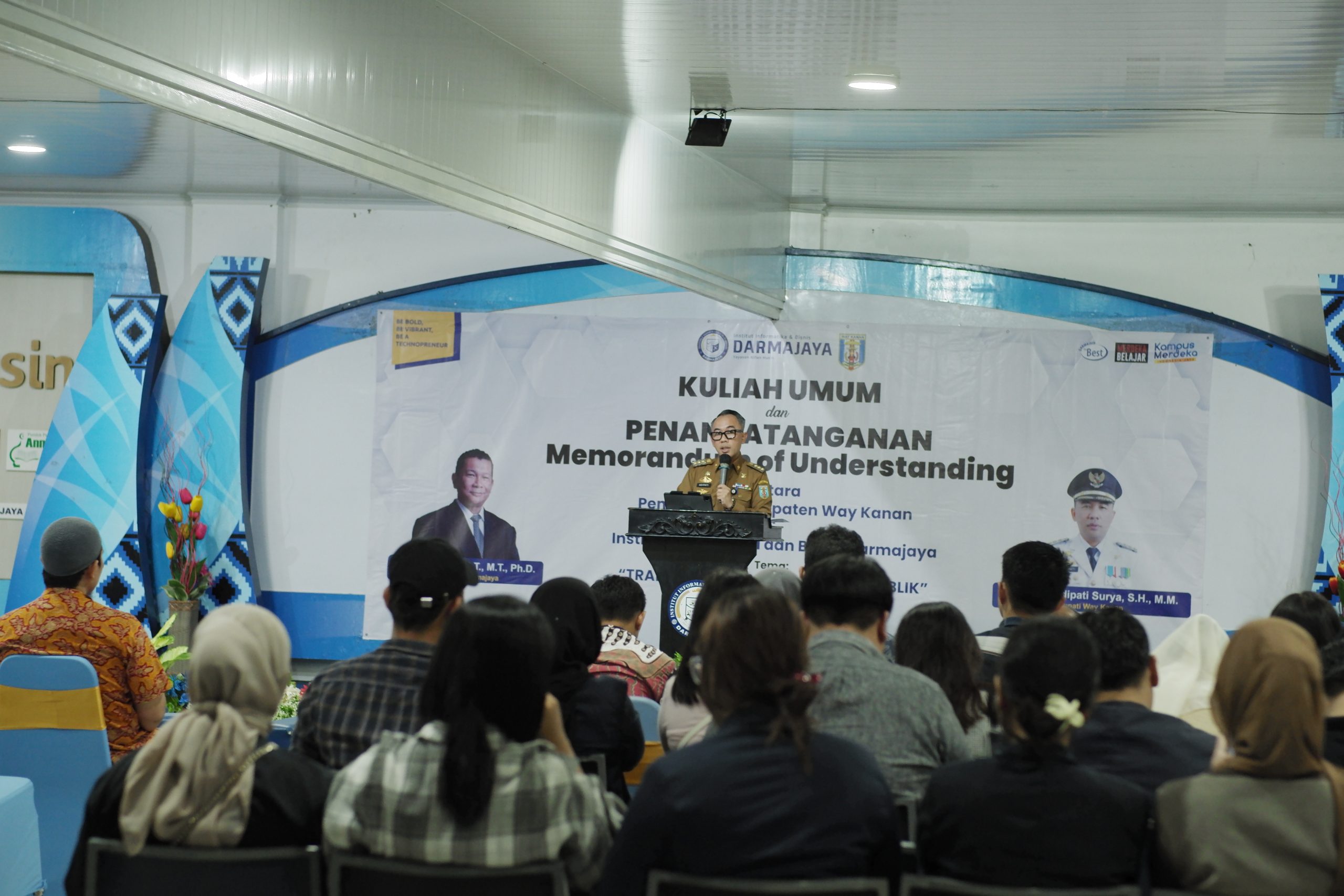 Raden Adipati Surya Komitmen Tingkatkan Kualitas SDM Bersama Darmajaya Raden Adipati Surya Komitmen Tingkatkan Kualitas SDM Bersama Darmajaya