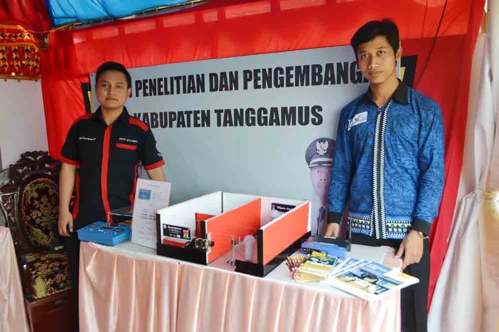 Karya Penelitian Mahasiswa Darmajaya Tampil di Tanggamus Expo 2017 Karya Penelitian Mahasiswa Darmajaya Tampil di Tanggamus Expo 2017