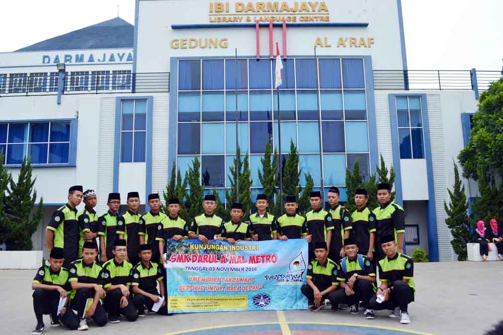 Kunjungan Industri, Siswa Metro Minati Program BeasiswaDarmajaya Kunjungan Industri, Siswa Metro Minati Program BeasiswaDarmajaya
