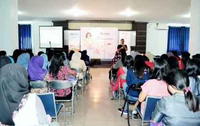 Mahasiswa Darmajaya Belajar Strategi Digital Marketing Gojek