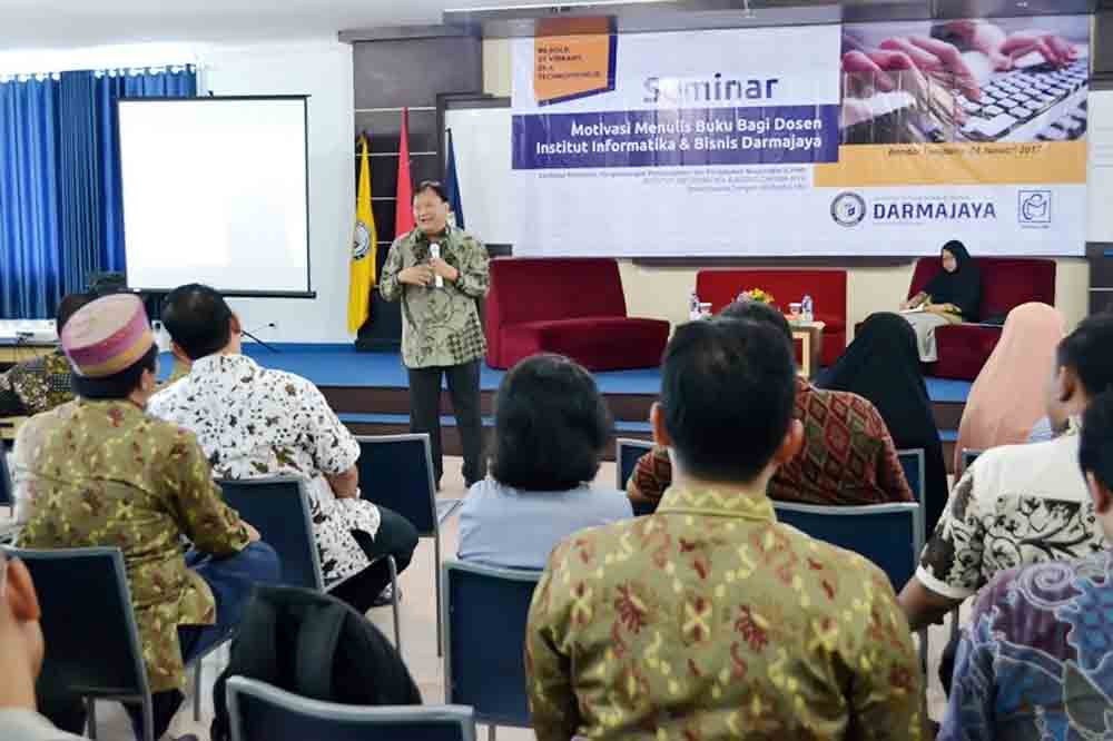 Ubah Laporan Penelitian Menjadi Buku Referensi Ubah Laporan Penelitian Menjadi Buku Referensi