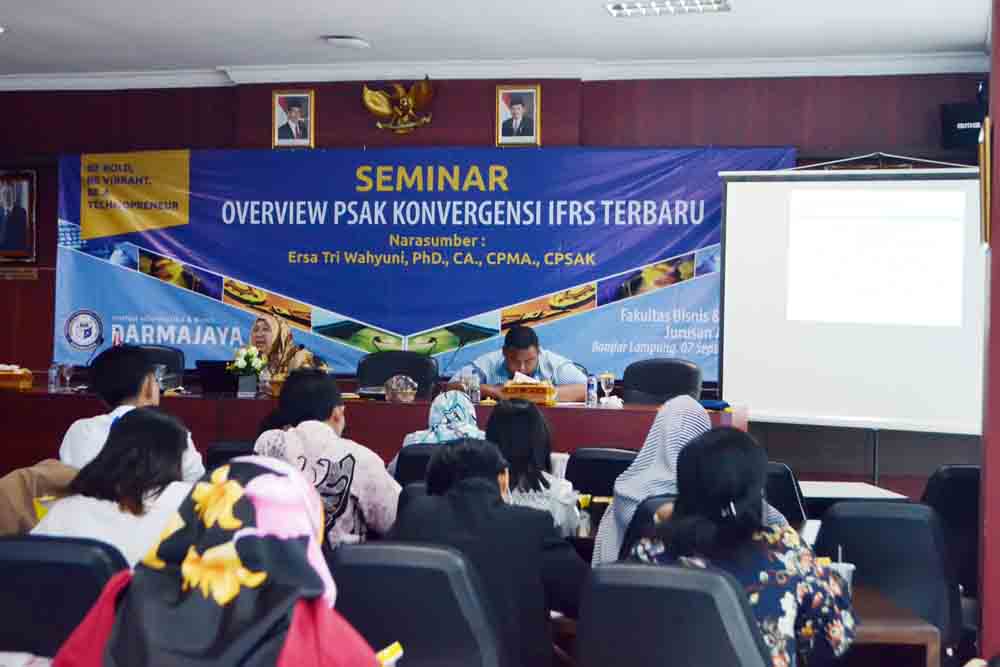 Seminar Konvergensi PSAK ke IFRS Darmajaya Hadirkan Pembicara Unpad Seminar Konvergensi PSAK ke IFRS Darmajaya Hadirkan Pembicara Unpad